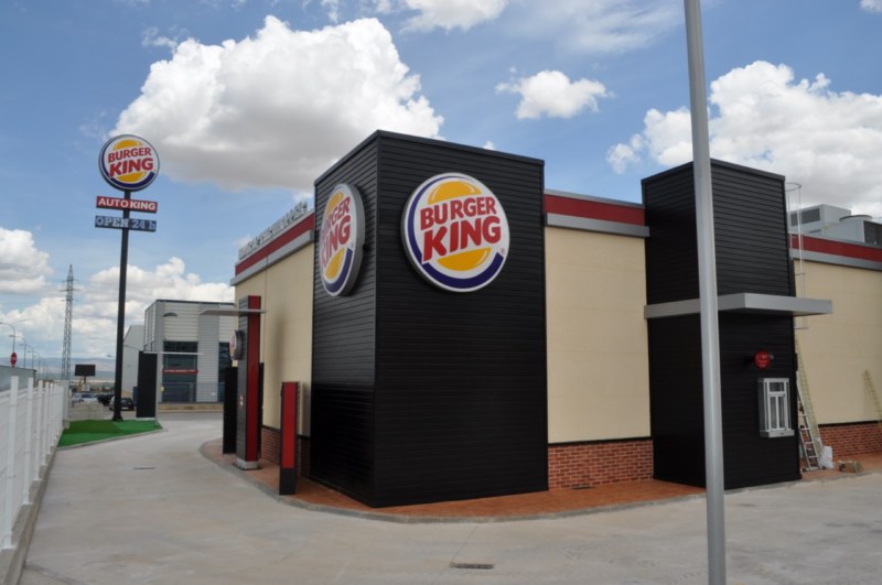 Jornal do Fundão - Multinacional Burger King vai abrir no Fundão... daqui a um ano