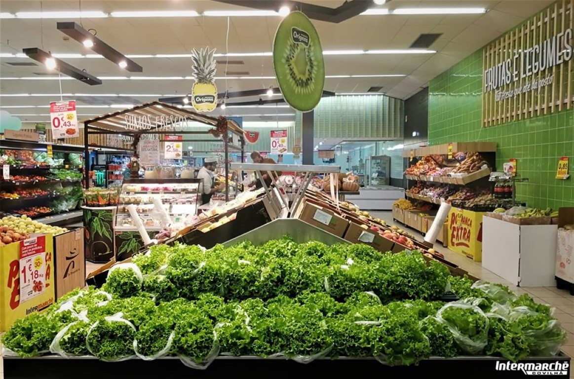 Jornal do Fundão - Intermarché da Covilhã também muda de horário